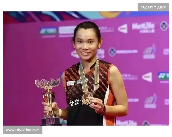 戴资颖斯洛伐克公开赛精彩网前假动作巧妙得分引领比赛节奏